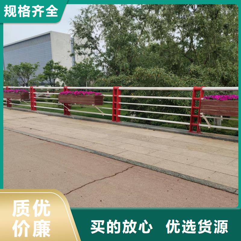 广东厂家批发价展鸿钢板包厢桥梁防撞护栏厂家送货到工地