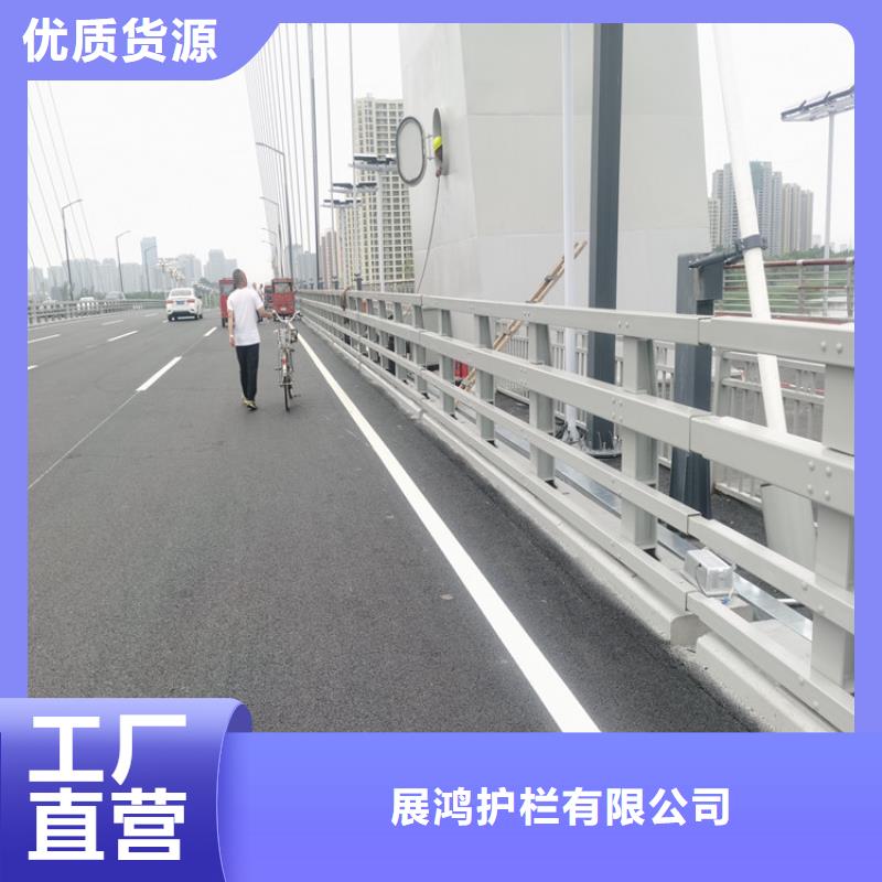 镀锌管景观河道护栏造型美观选材优良