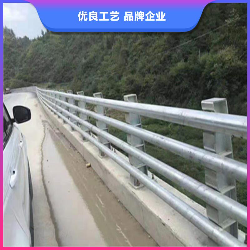 Q235B河道防撞护栏表面光滑