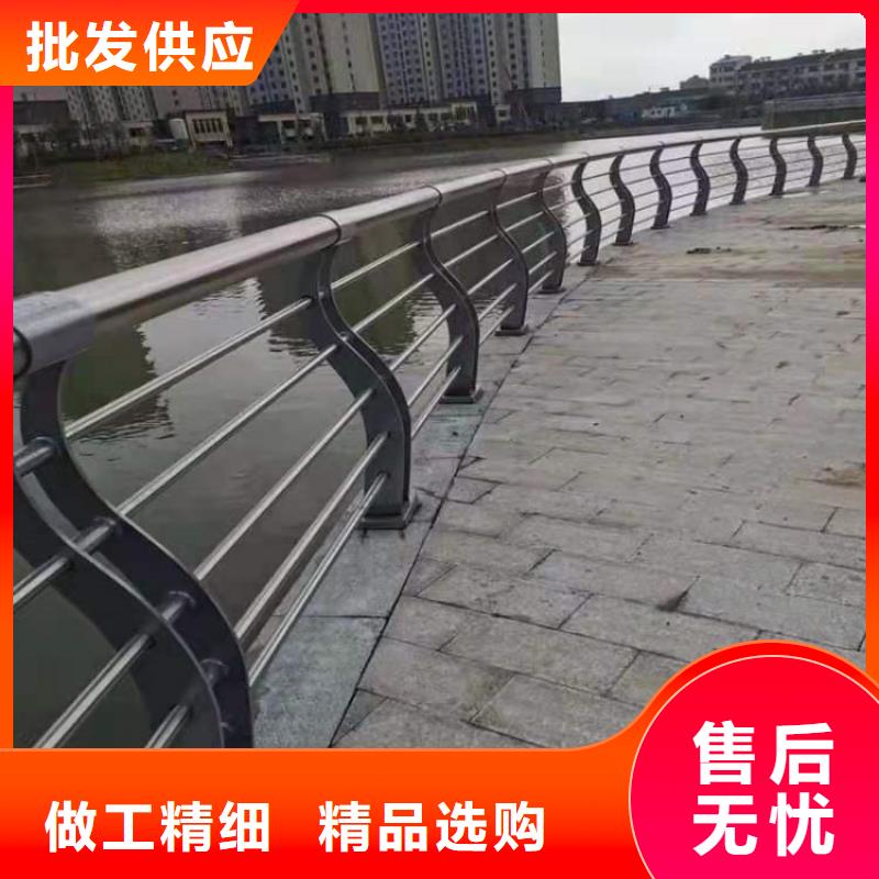 复合管公路护栏坚固稳定性好