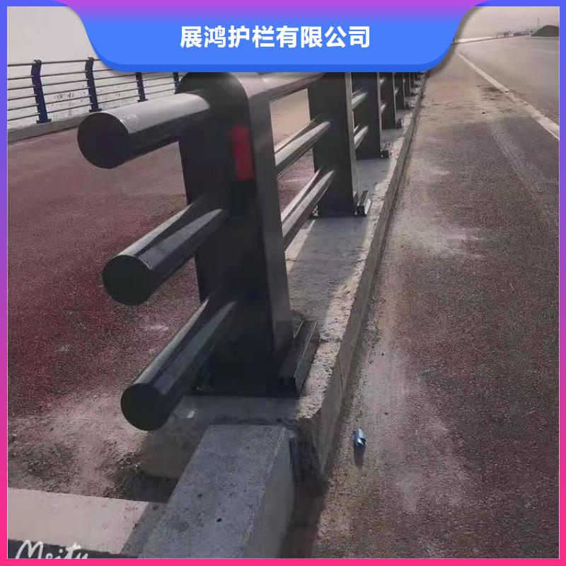 氟碳漆喷塑桥梁护栏切割打磨