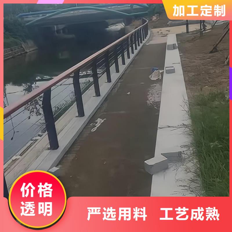 仿木纹河道护栏栏杆不锈钢河道栏杆卖家电话