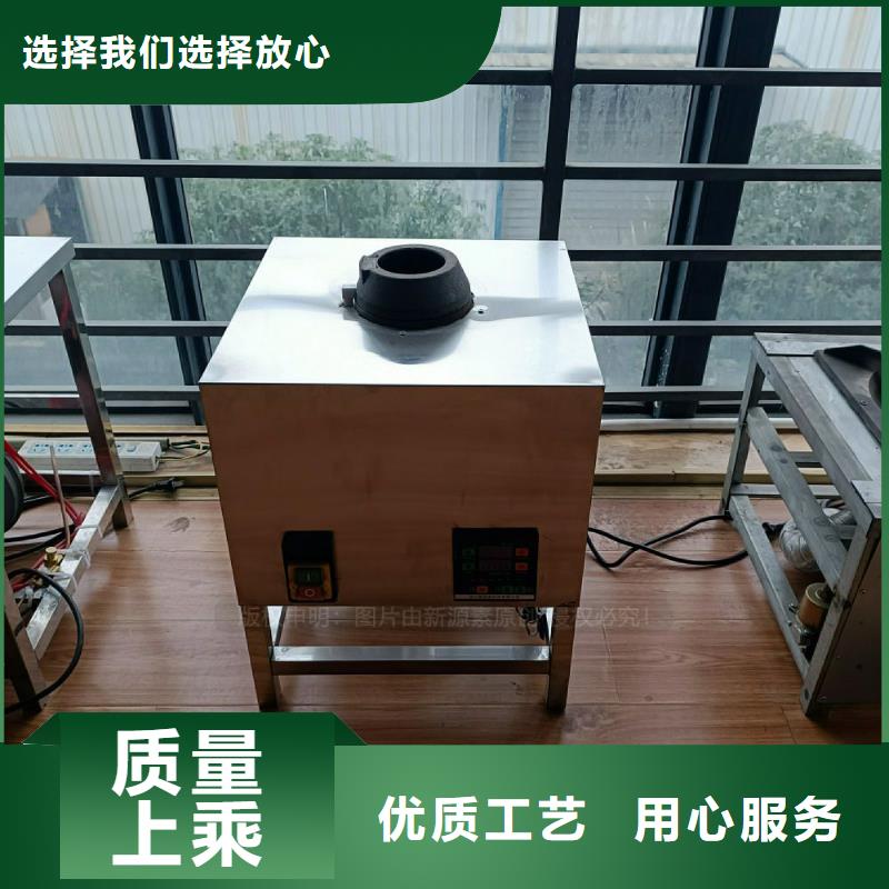 民用植物燃料油灶具样式各异