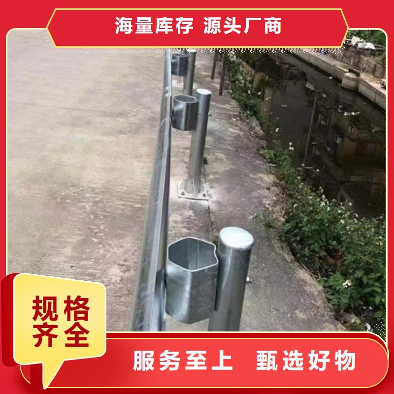 公路护栏板产品实物图